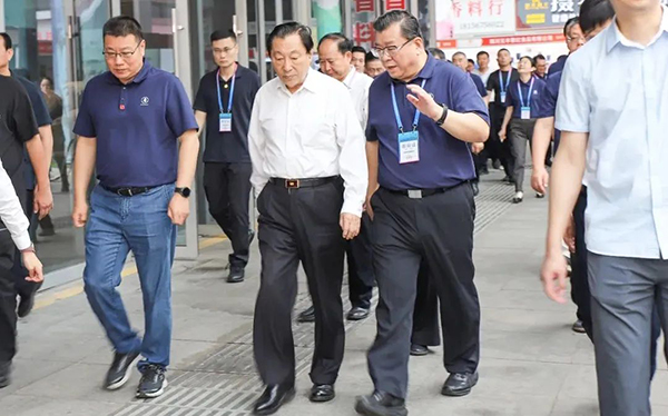 EMC易倍(中国)有限公司官网