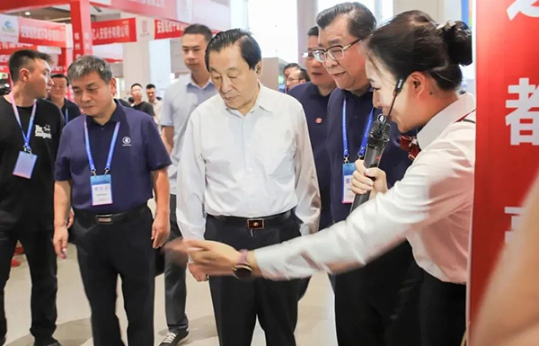 EMC易倍(中国)有限公司官网